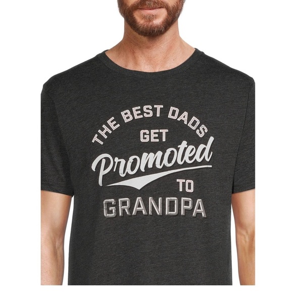 Way to Celebrate Promoted to Grandpa Men's Graphic Tee, Size S - Picture 4 of 5